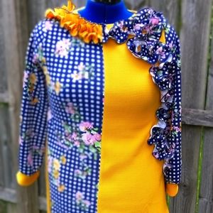 Medium multi print blue floral and mustard top